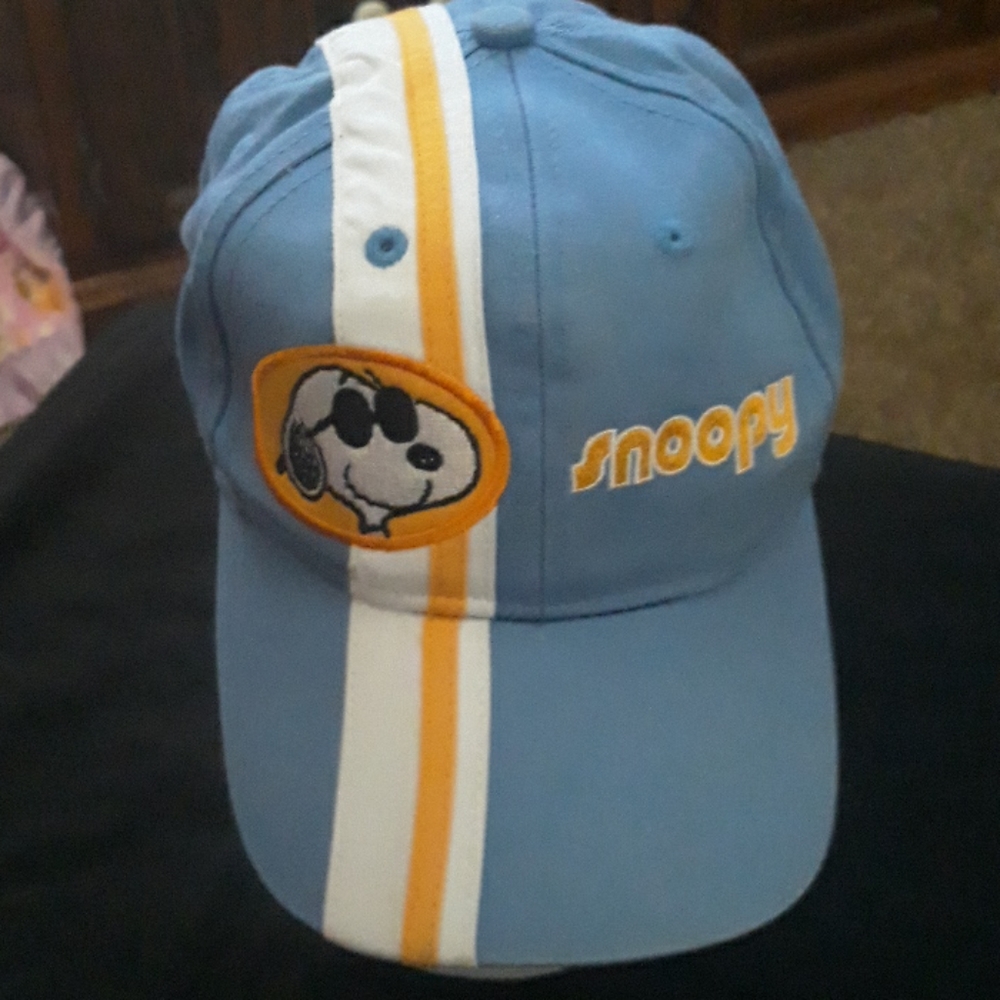 Knott's Berry Farm Snoopy kids hat